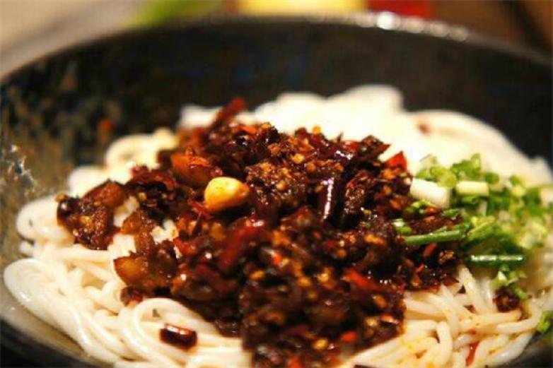 云阿珺鲜花米线